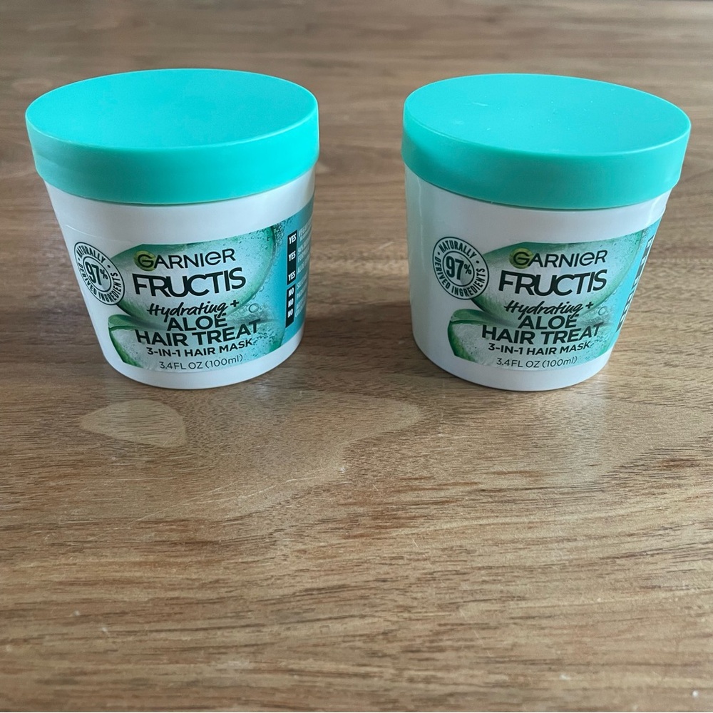 New, 2 packs Garnier Fructis 3-in-1 aloe hair masks
